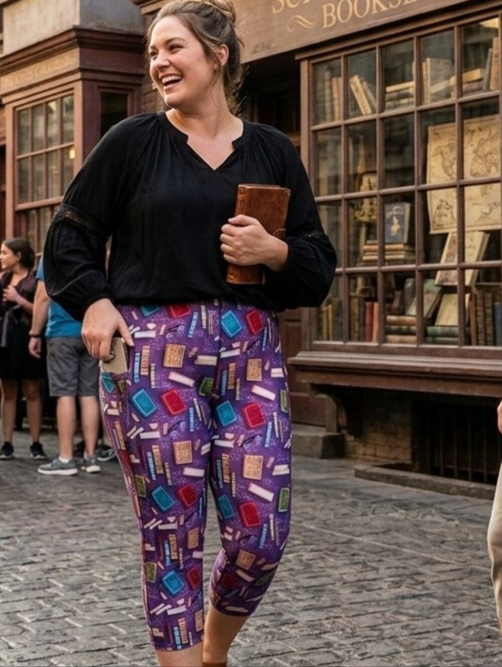 Magic Books Purple Capris TC2 Fantasy NIB NEW Pocket Capri Leggings